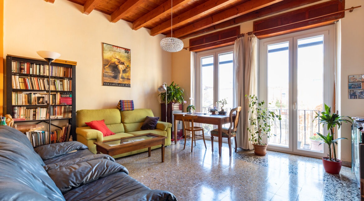 via-barcellona-cagliari-01