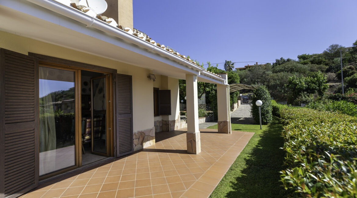 villa-indipendente-costa-rei-12